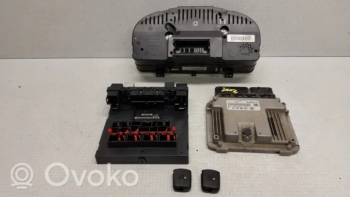 Volkswagen Caddy Komputer / Sterownik ECU i komplet kluczy 03G906021CG