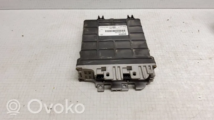 Volkswagen Vento Centralina/modulo del motore 0261203266