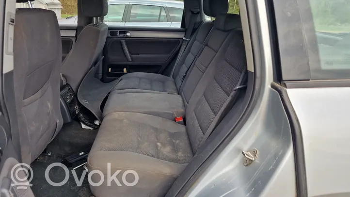 Volkswagen Touareg I Kit siège 