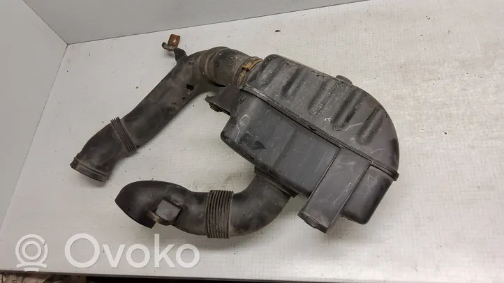 Volkswagen PASSAT B6 Obudowa filtra powietrza 1K0129622D