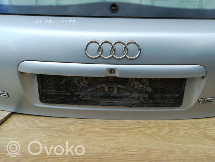 Audi A3 S3 8L Tylna klapa bagażnika 