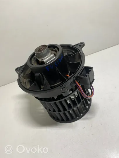 Ford Fusion Pečiuko ventiliatorius/ putikas 1736005401
