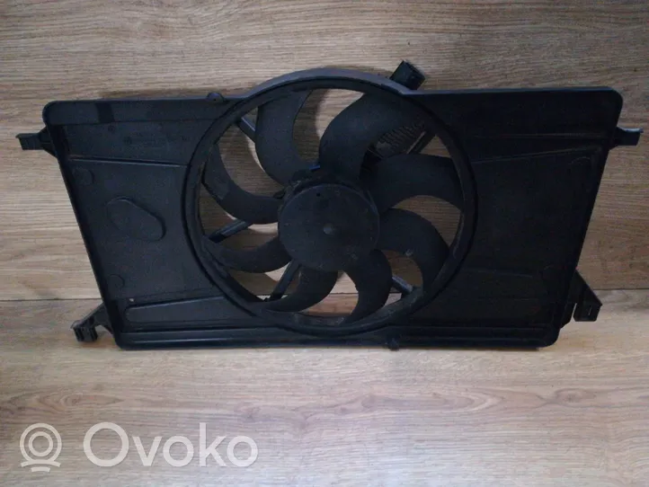 Ford Focus Radiator cooling fan shroud 3M518C607EC