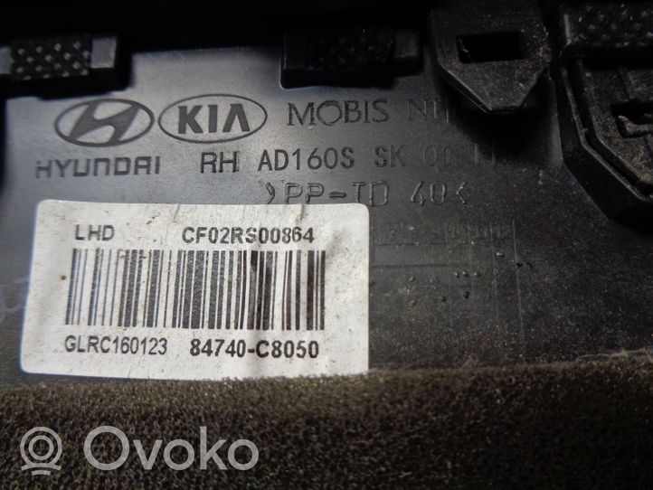 Hyundai i20 (GB IB) Dysze / Kratki środkowego nawiewu deski rozdzielczej 84740C8050