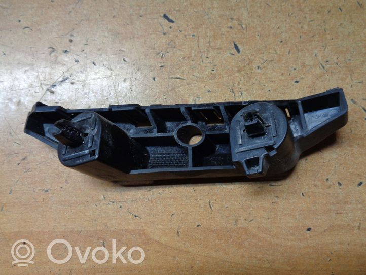 Nissan Note (E12) Etupuskurin kannake 622243VU0A