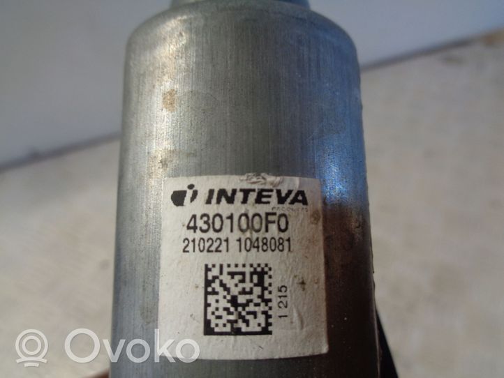 Toyota Aygo AB40 Elektryczny podnośnik szyby drzwi przednich 430100F0