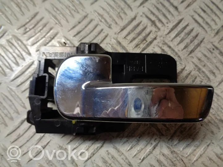 Nissan Qashqai Poignée inférieure de porte avant 80671JDO8449