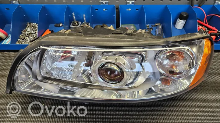 Volvo XC70 Lampy przednie / Komplet 