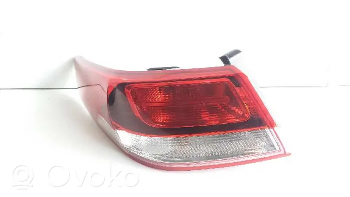 KIA Optima Lampa tylna 92401D4