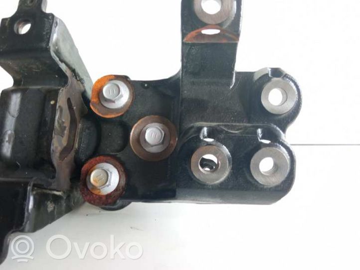 Toyota Aygo AB40 Mocowanie / Uchwyt skrzyni biegów 123250Q041