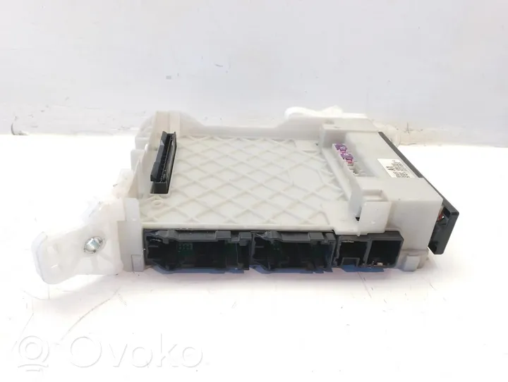 Toyota C-HR Module de fusibles 82730F4010