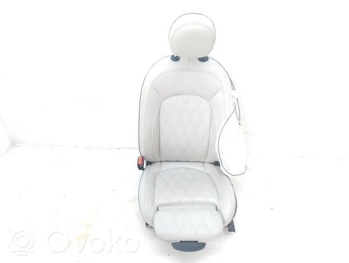 Mini Clubman F54 Fotel przedni kierowcy 52107358301