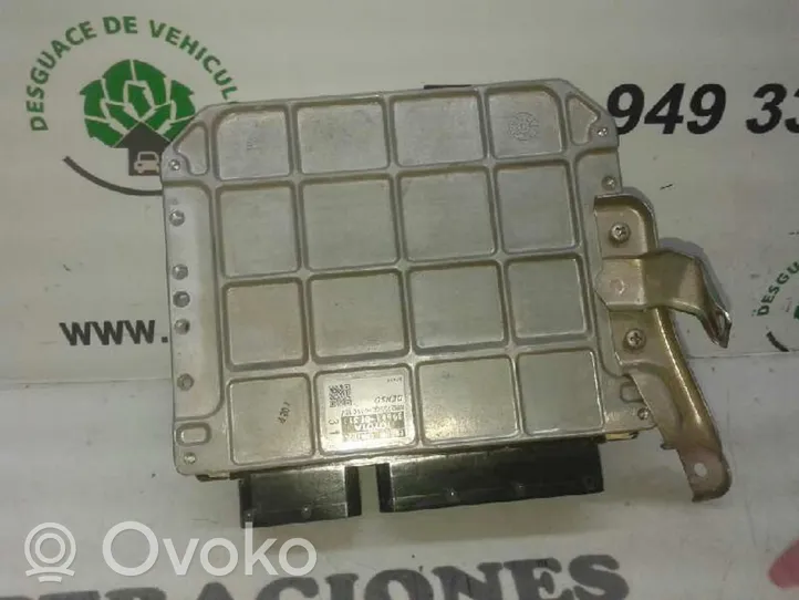 Toyota Verso Calculateur moteur ECU 896610F311