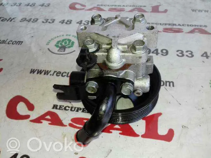 KIA Magentis Pompe de direction assistée 571002G200