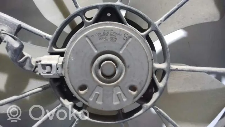 Toyota Yaris Elektryczny wentylator chłodnicy 1636323020