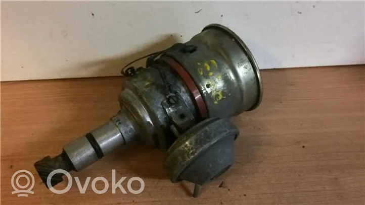 BMW 5 E28 Spark distributor 