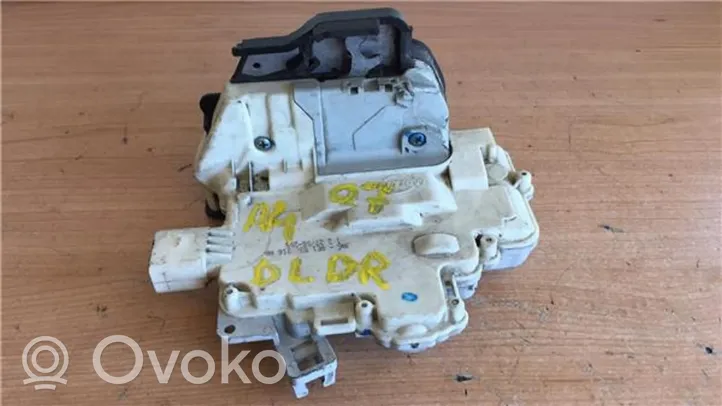 Audi A4 S4 B8 8K Motorino serratura porta anteriore 8E1837016AA