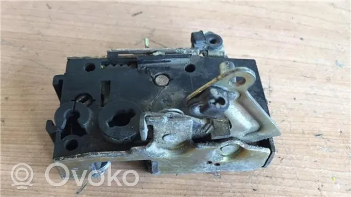 Peugeot 106 Moteur de verrouillage porte avant 