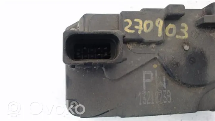 Opel Zafira B Moteur de centralisation serrure de porte arrière 13210739