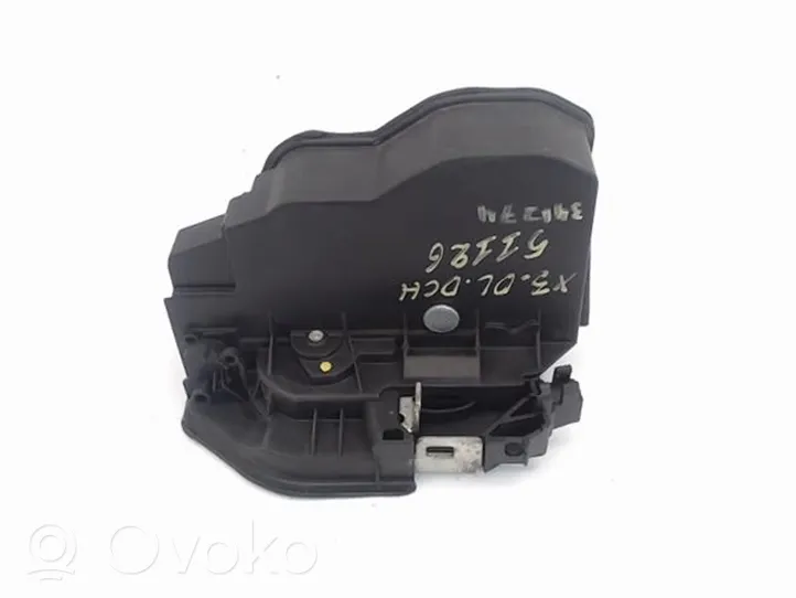 BMW X3 E83 Moteur de verrouillage porte avant 7154628