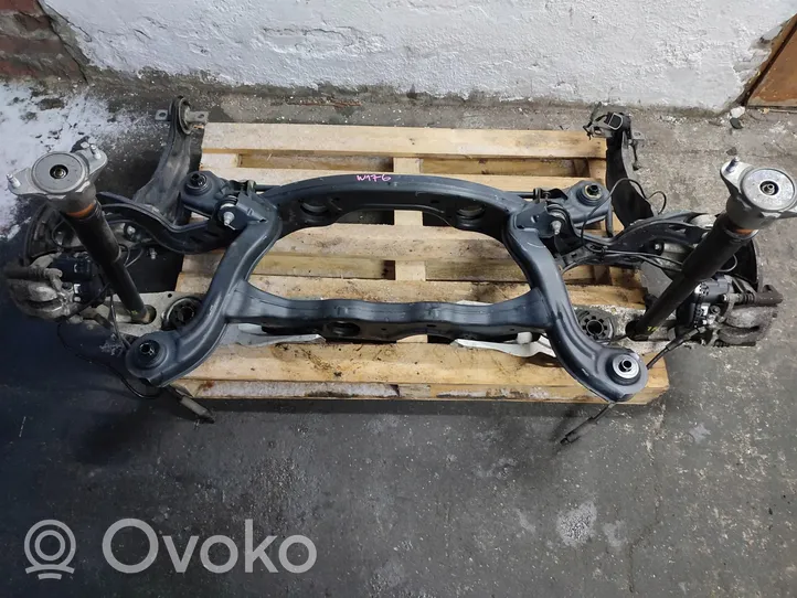 Mercedes-Benz A W176 Triangle bras de suspension inférieur avant 