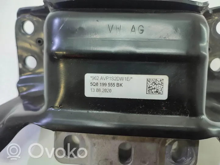 Volkswagen Golf VIII Valvola di depressione sul supporto motore 5Q0199555BK