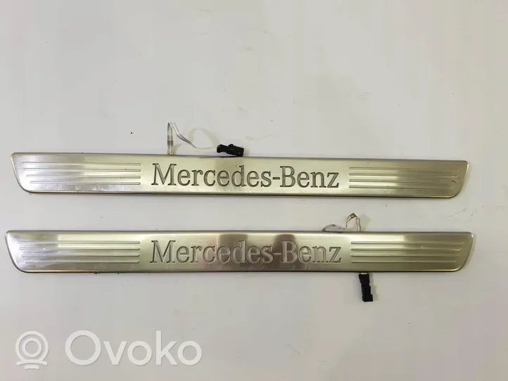 Mercedes-Benz B W246 W242 Etuoven kynnyksen suojalista A246