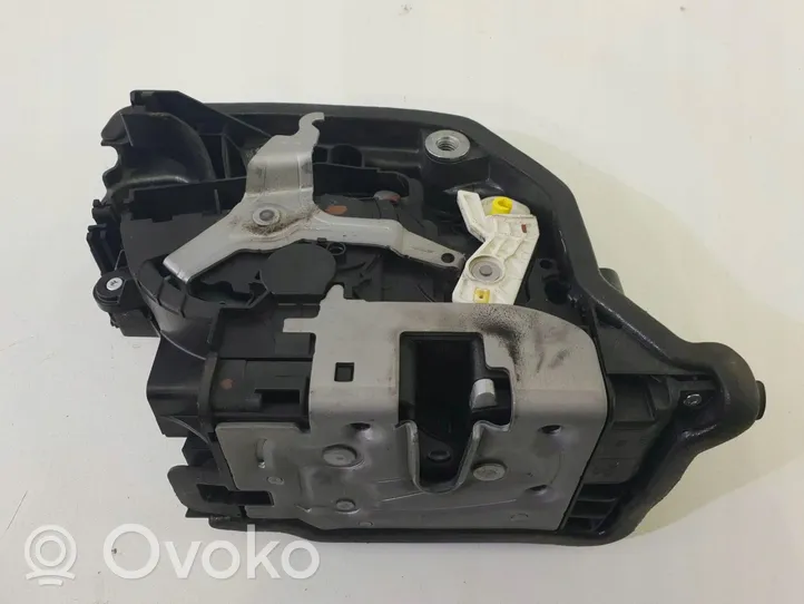 BMW 2 F45 Etuoven lukko 51217281934