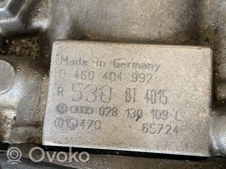 Audi A4 S4 B5 8D Pompa ad alta pressione dell’impianto di iniezione 028130109