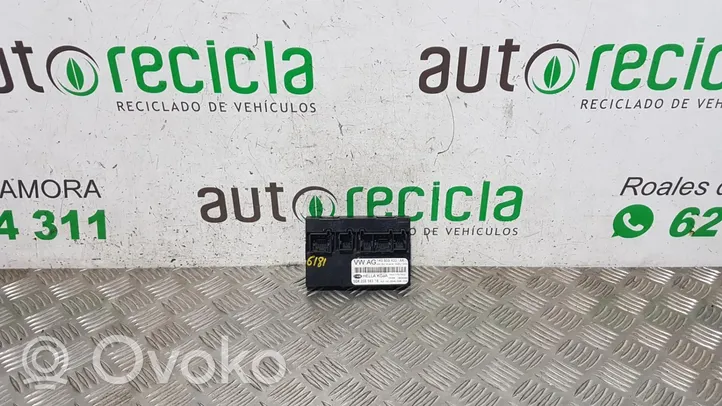 Volkswagen Golf V Modulo comfort/convenienza 1K0959433