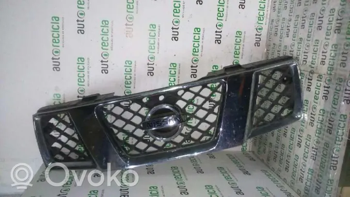 Nissan Pathfinder R51 Grille de calandre avant 