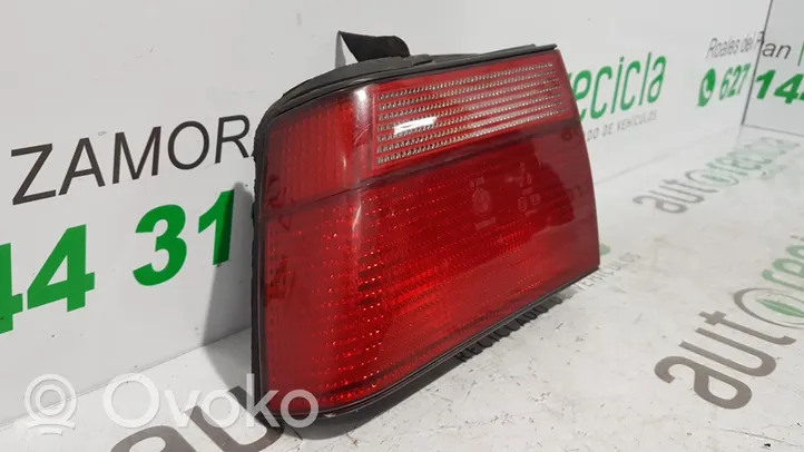 Alfa Romeo AR6 Lampa tylna 60568443