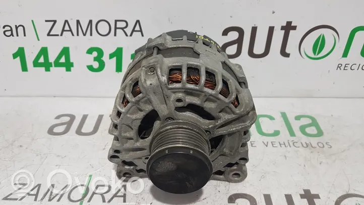 Volkswagen PASSAT Generatore/alternatore 03L903024F