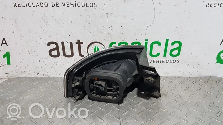 Seat Ibiza III (6L) Lampa tylna 6L6945096