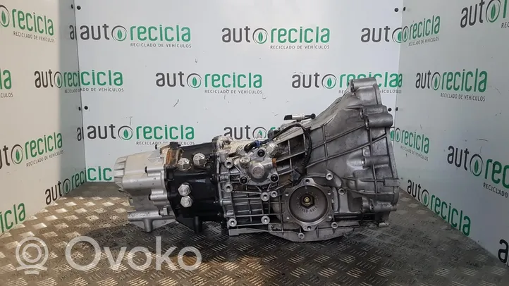 Volkswagen PASSAT Mechaninė 5 pavarų dėžė R01449442