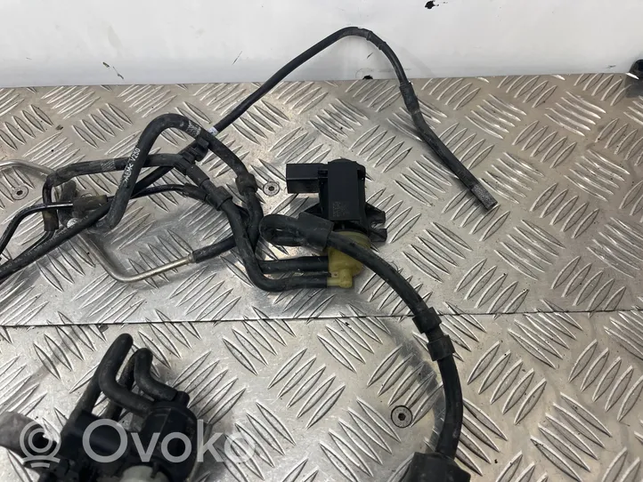 Audi A3 S3 8P Linea/tubo/manicotto del vuoto 03L131605N