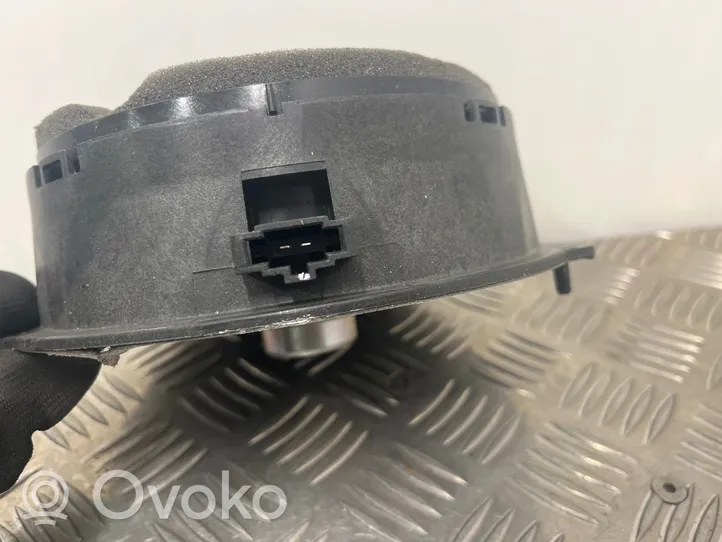 Audi Q5 SQ5 Garsiakalbis (-iai) priekinėse duryse 8R0035411