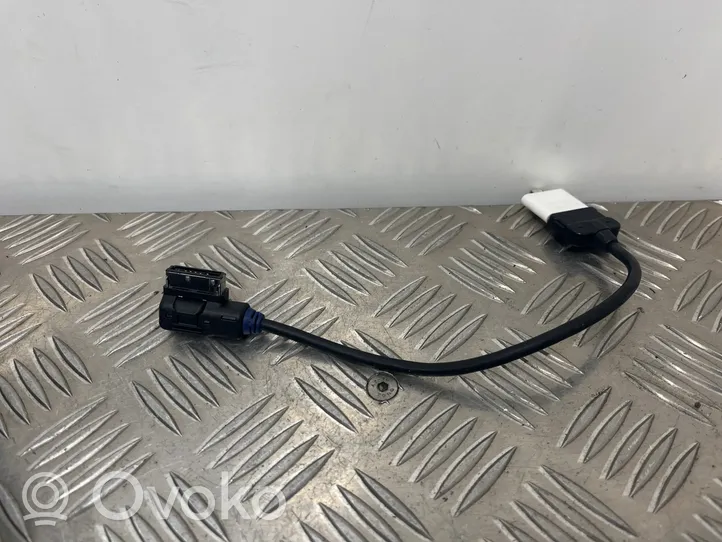Audi A6 S6 C7 4G iPod connector socket 4F0051510K