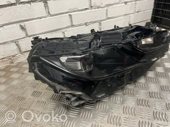 Volkswagen Arteon Передняя фара 3G8941082