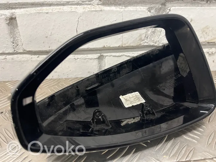 Audi A6 S6 C8 4K Veidrodėlio plastikinė apdaila D6905440