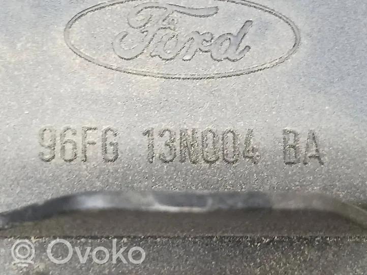 Ford Fiesta Lampa tylna 96FG13N004BA