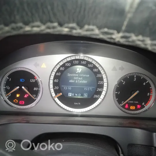 Mercedes-Benz C W204 Speedometer (instrument cluster) A2045404548
