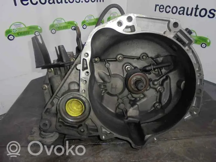 Nissan Micra Mechaninė 5 pavarų dėžė JH3148