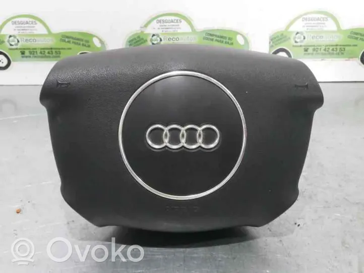 Audi A2 Ohjauspyörän turvatyyny 8E0880201L