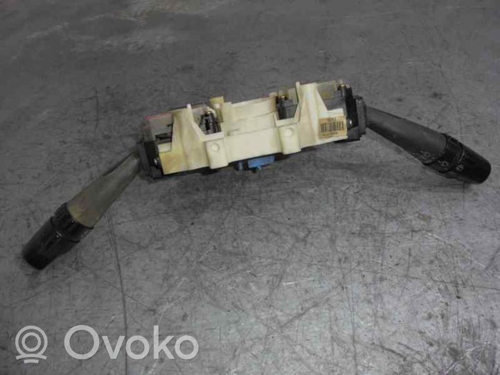 Hyundai Matrix Interrupteur d’éclairage 9340017250