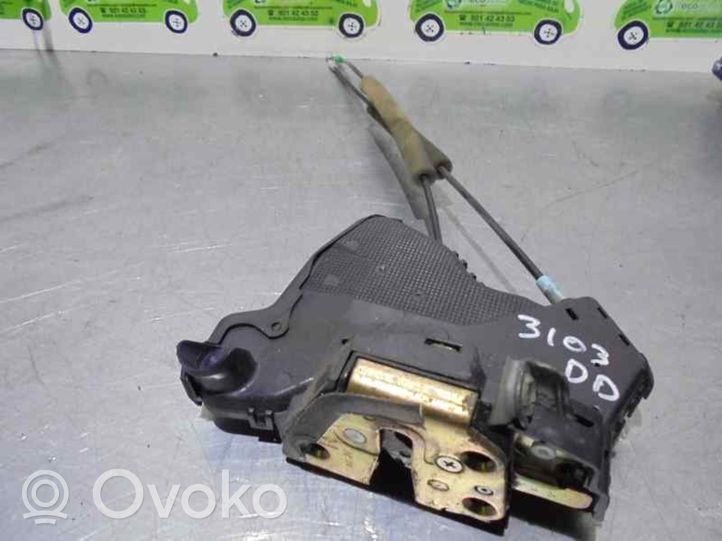 Toyota Corolla Verso E121 Serratura portiera anteriore 6903012460