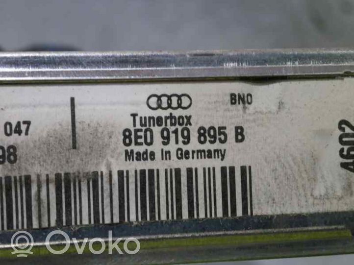 Audi A2 Inne komputery / moduły / sterowniki 8E0919895B