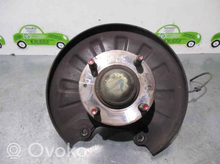 Hyundai Elantra Pivot de moyeu arrière 527602D105