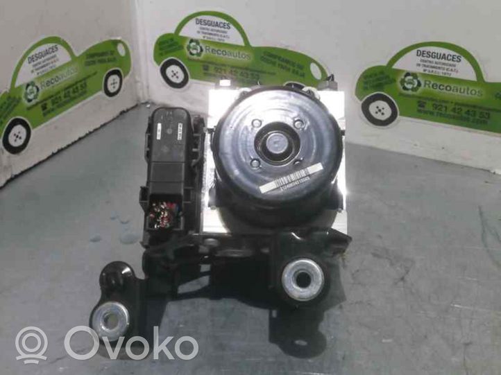 Volvo XC60 ABS-pumppu P30681619