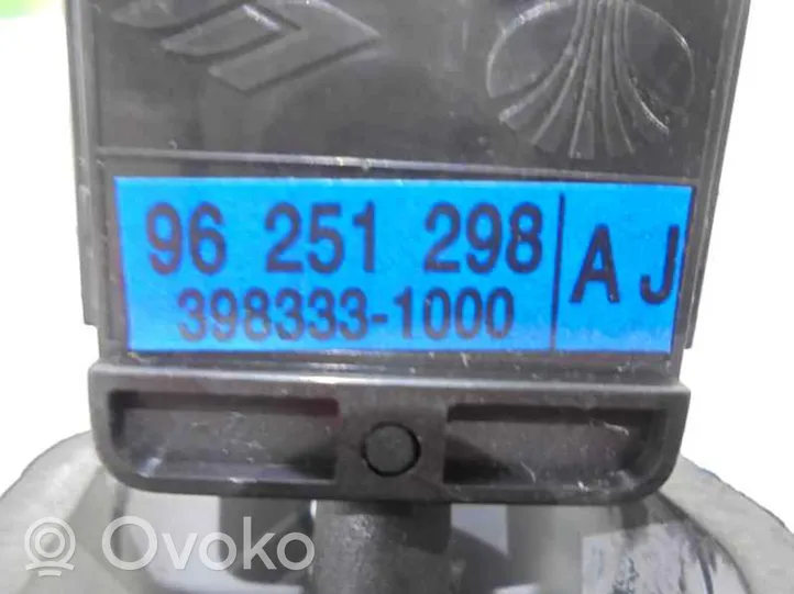 Daewoo Nubira Pyyhkijän vipu 96251298